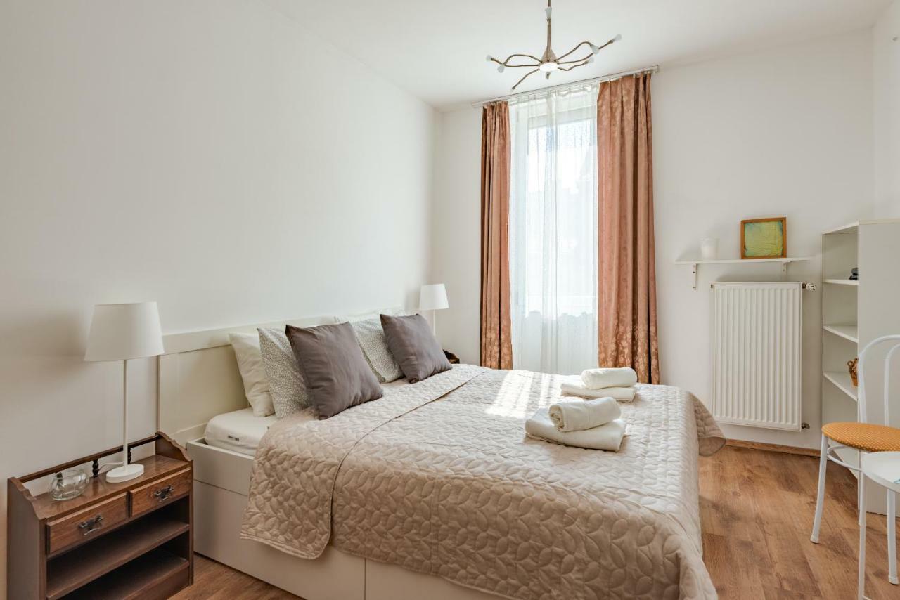 Rakoczi Apartments Budapest Esterno foto